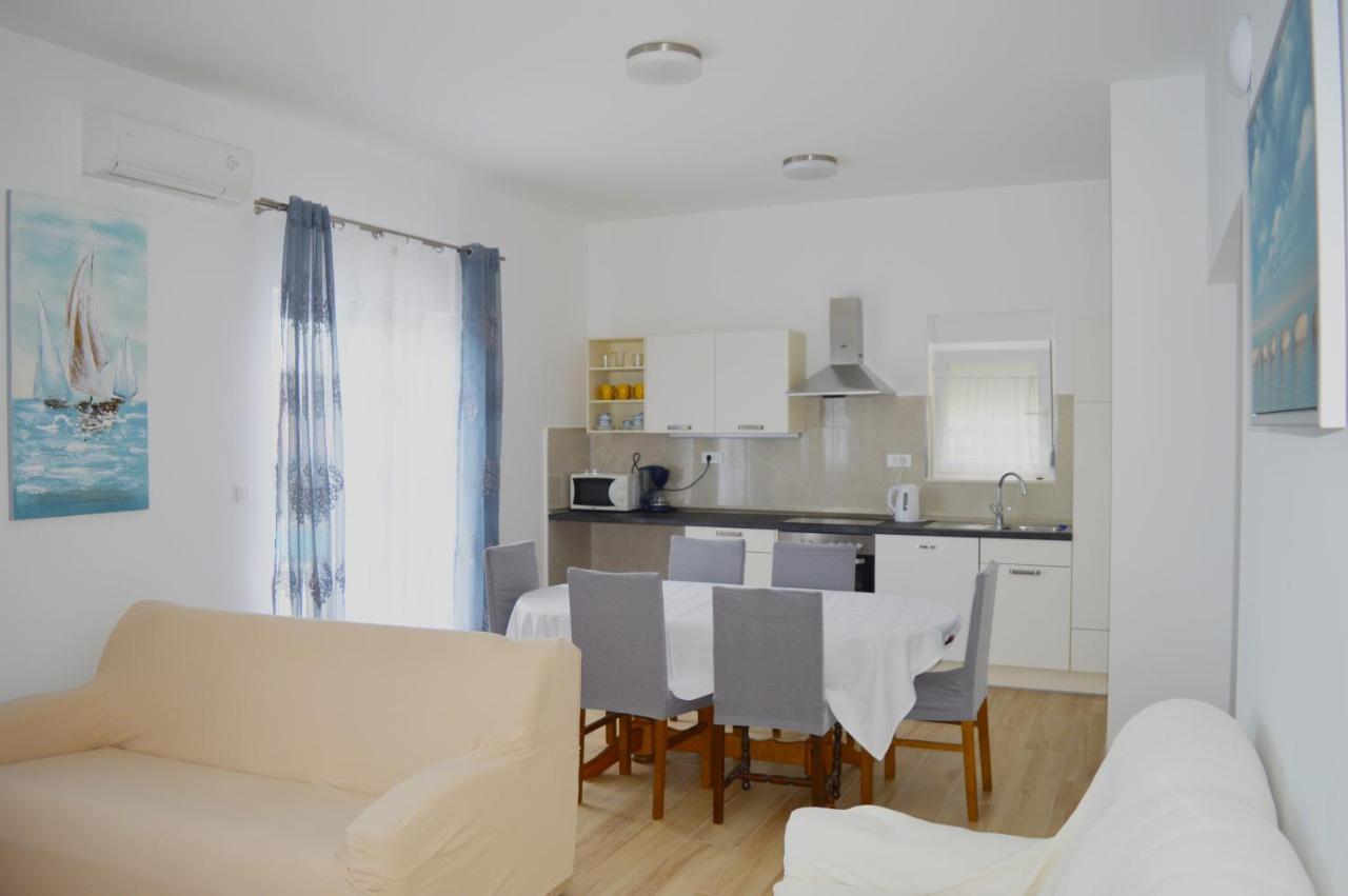 Apartments Vinka Podstrana Ngoại thất bức ảnh
