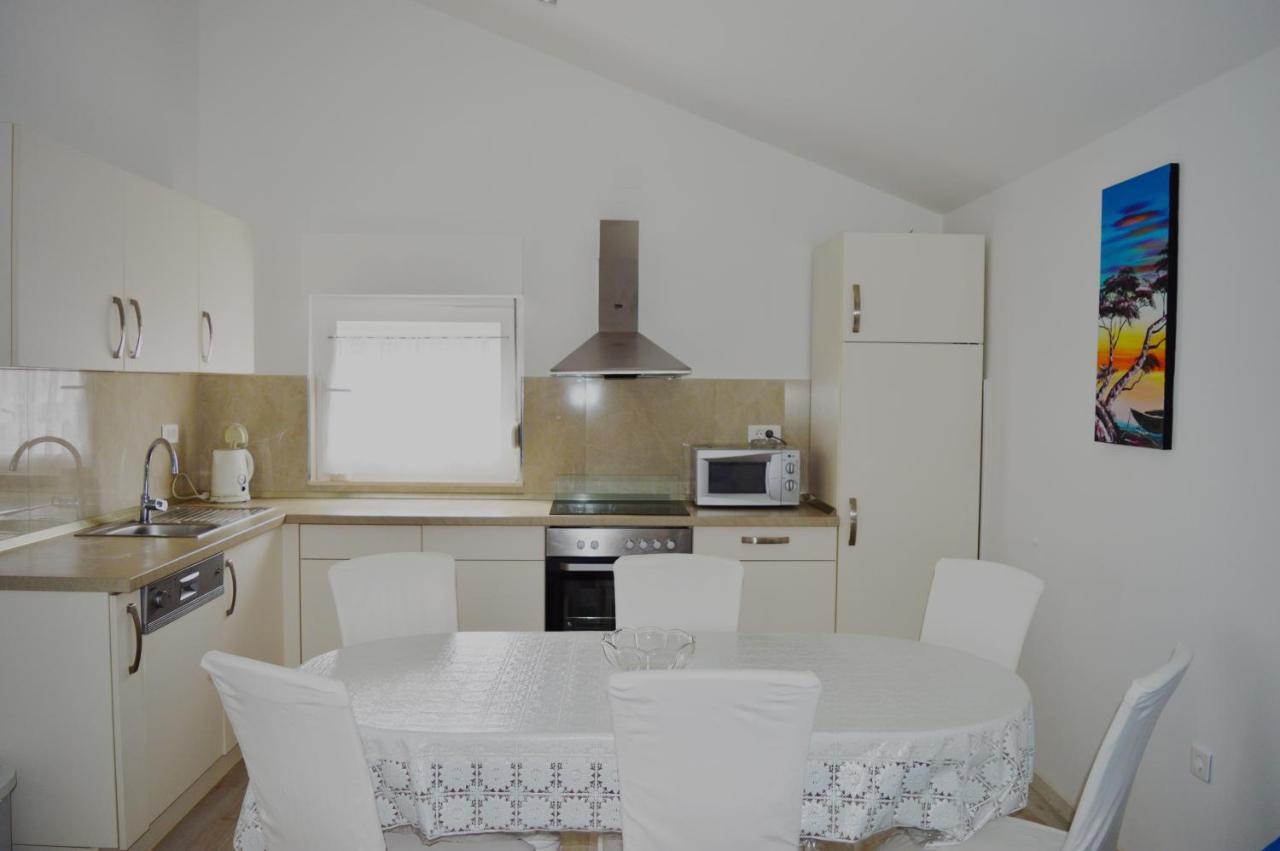 Apartments Vinka Podstrana Phòng bức ảnh