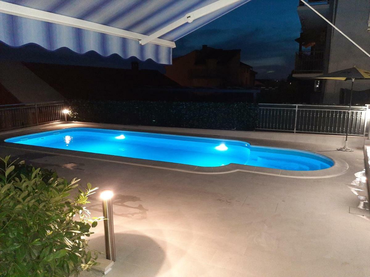 Apartments Vinka Podstrana Ngoại thất bức ảnh